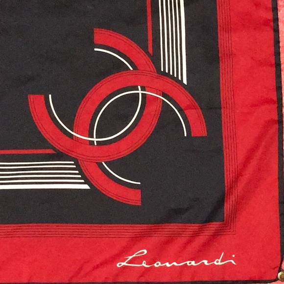 Vintage Accessories - Rare Vintage Leonardi Scarf